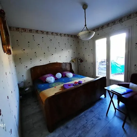Au Calme Absolu Chez Nicolas Lindry Exterior foto