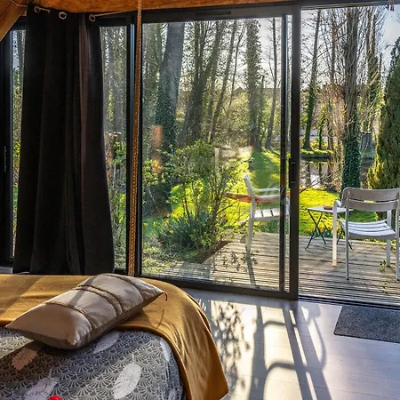 Au Calme Absolu Chez Nicolas Lindry Exterior foto